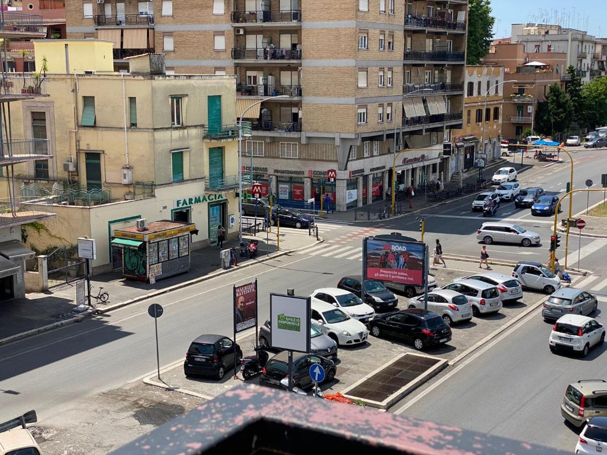 The Italian House In Rome A Pochi Passi Dalla Metro A Экстерьер фото